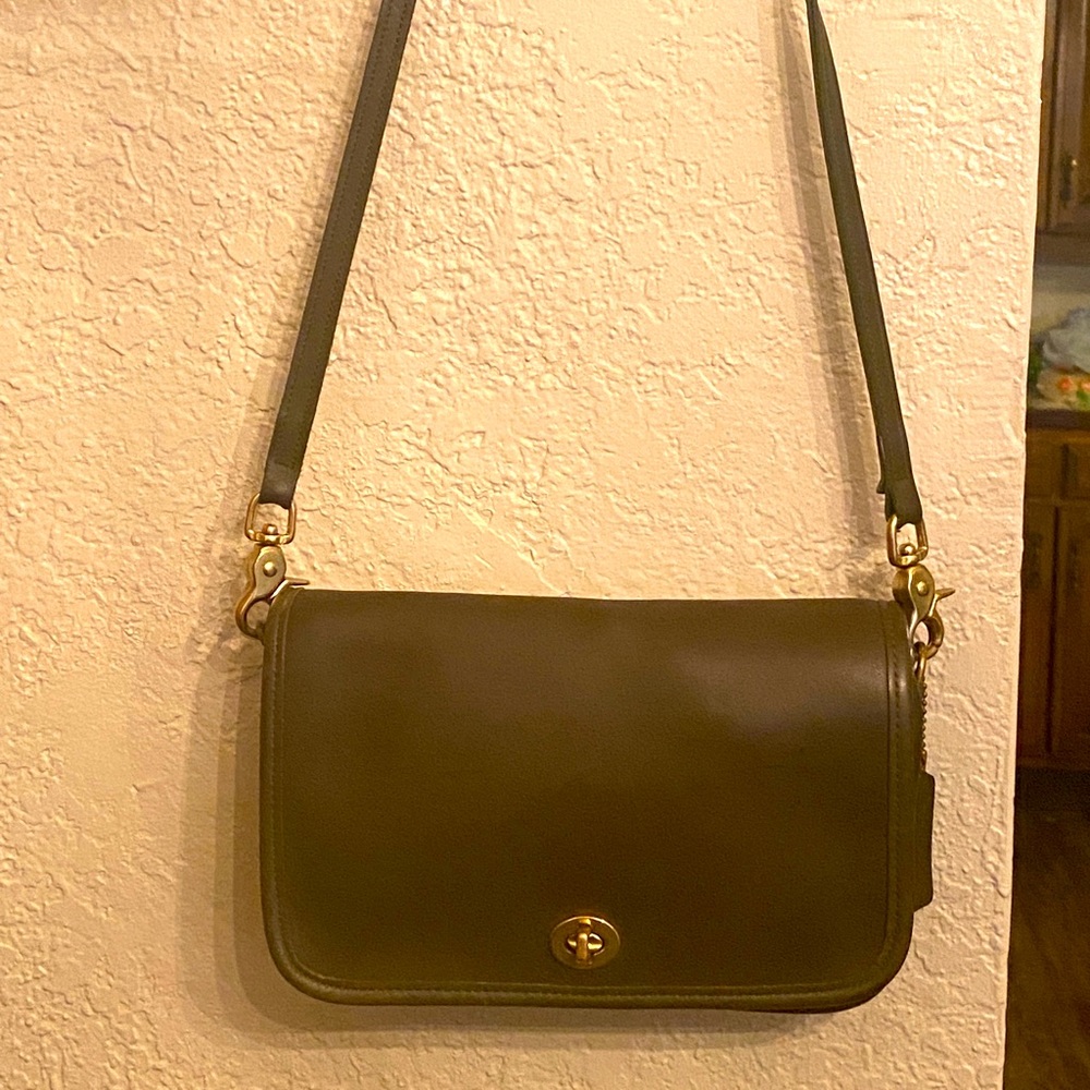 Vintage Coach Pocket Bag Olive Green EVC